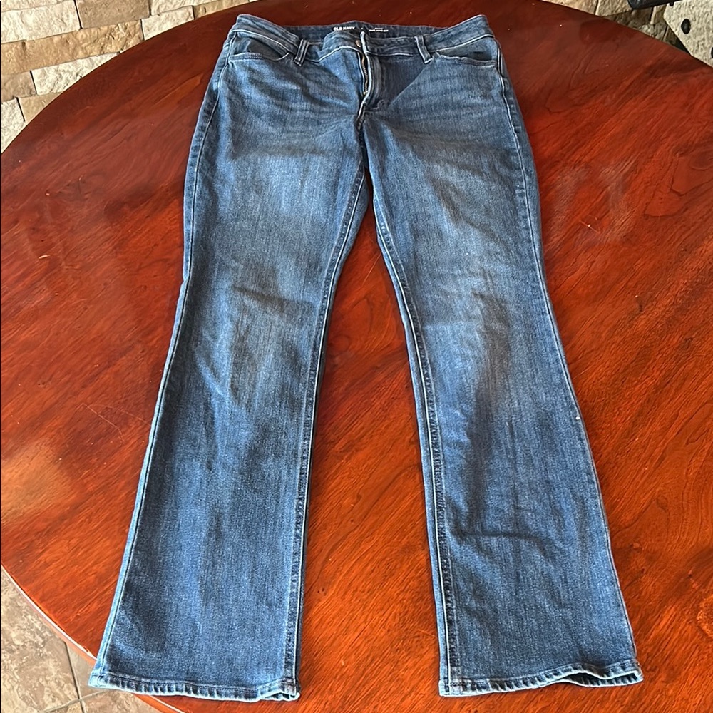 Womens Old Navy Jeans size 6 “Mid-Rise, Boot Cut”